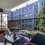 Kosciuszki 39 In Cracow With Gym By Renters Prestige *