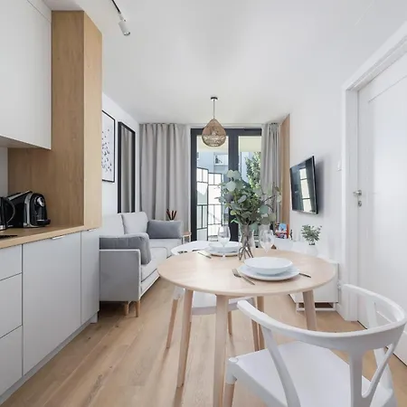 Kosciuszki 39 In Cracow With Gym By Renters Prestige * Krakow