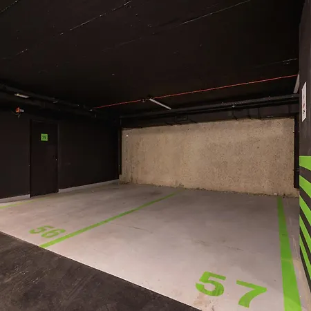 Kosciuszki 39 In Cracow With Gym By Renters Prestige *